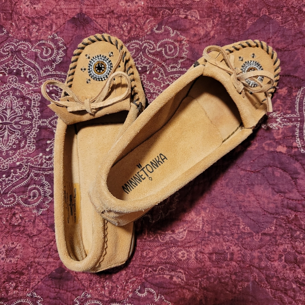 Minnetonka Moccasins, woman's size 7, tan suede, hand beaded.